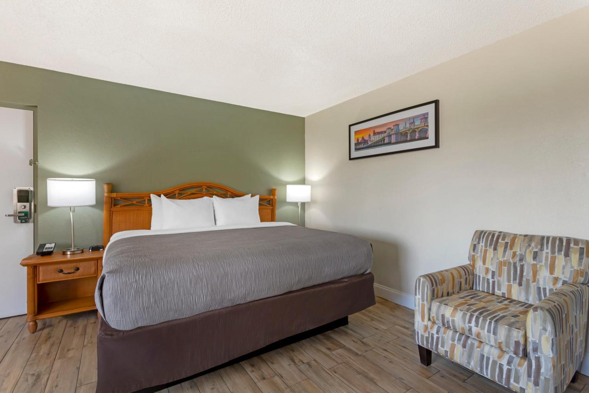 Quality Inn & Suites St Augustine Beach Area 圣奥古斯丁海滩 外观 照片