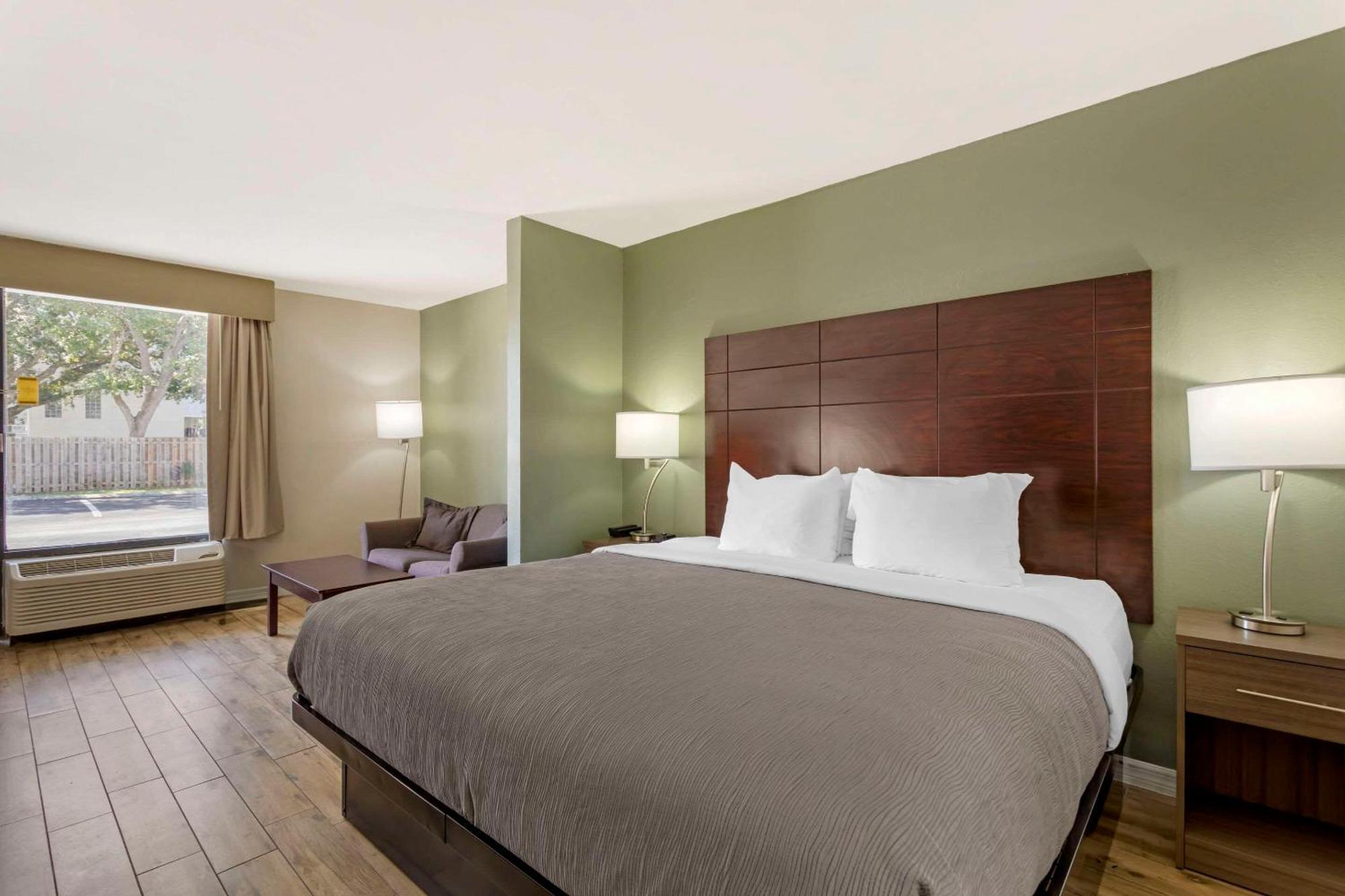 Quality Inn & Suites St Augustine Beach Area 圣奥古斯丁海滩 外观 照片