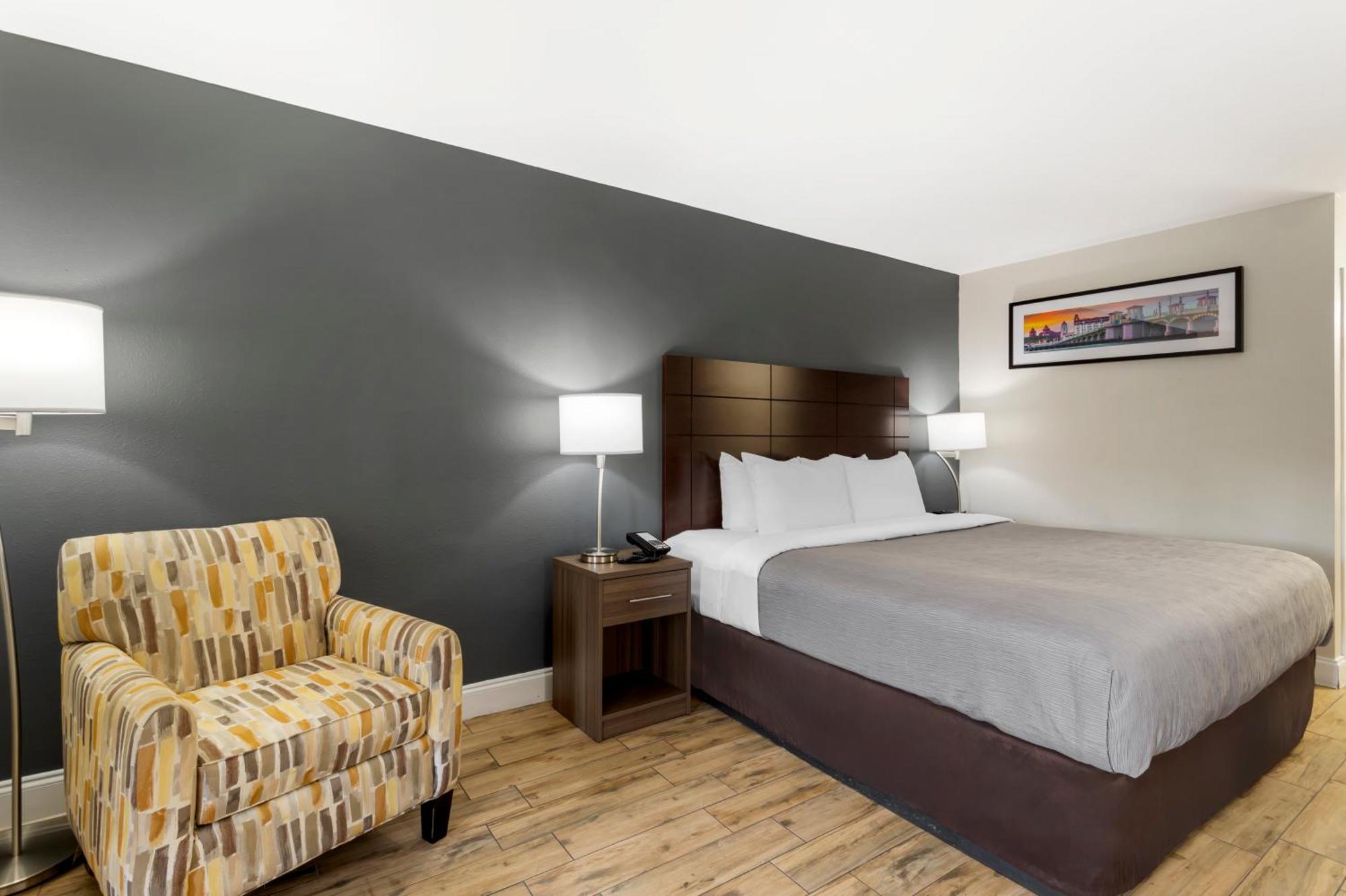 Quality Inn & Suites St Augustine Beach Area 圣奥古斯丁海滩 外观 照片
