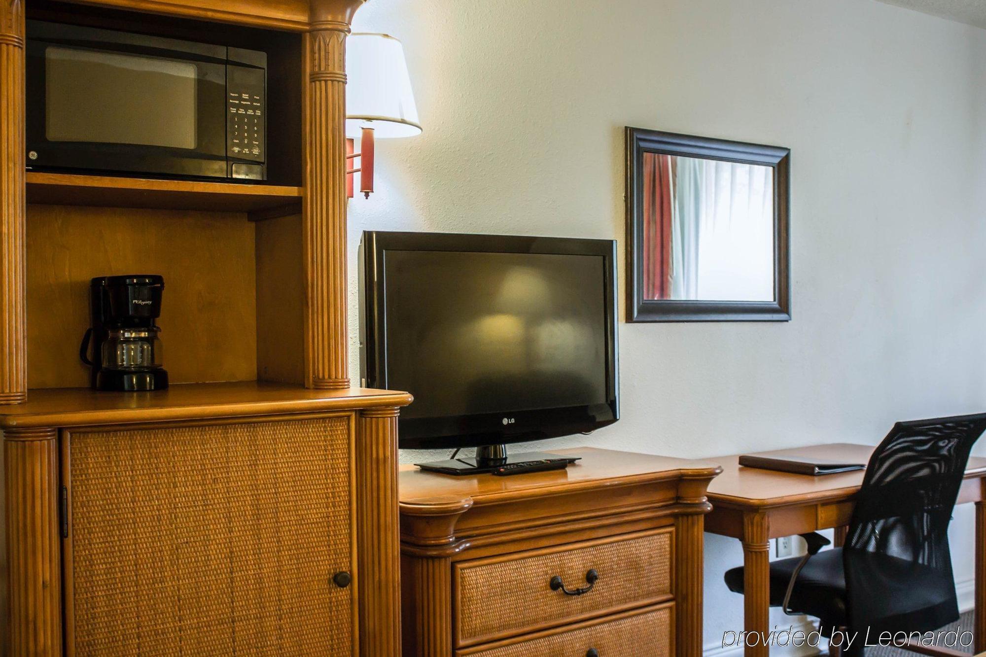 Quality Inn & Suites St Augustine Beach Area 圣奥古斯丁海滩 外观 照片