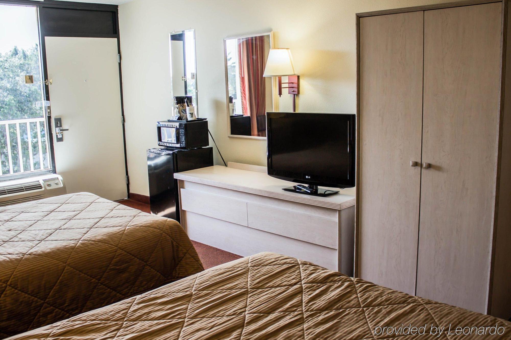 Quality Inn & Suites St Augustine Beach Area 圣奥古斯丁海滩 外观 照片