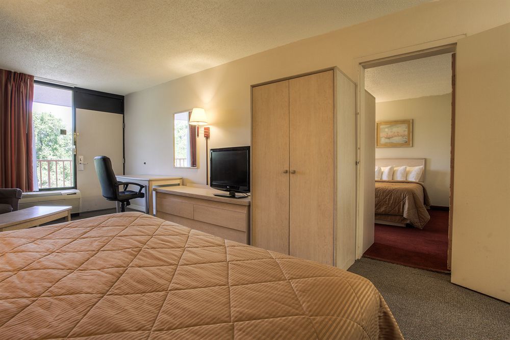 Quality Inn & Suites St Augustine Beach Area 圣奥古斯丁海滩 外观 照片
