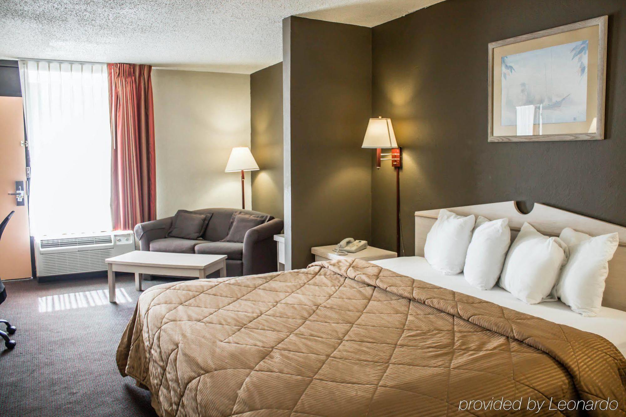 Quality Inn & Suites St Augustine Beach Area 圣奥古斯丁海滩 外观 照片